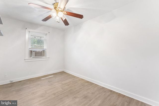 1038 LAWRENCE AVE, Darby, PA 19023