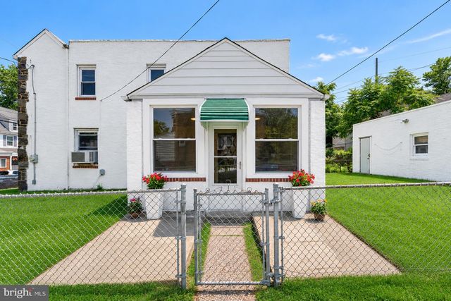 1038 LAWRENCE AVE, Darby, PA 19023