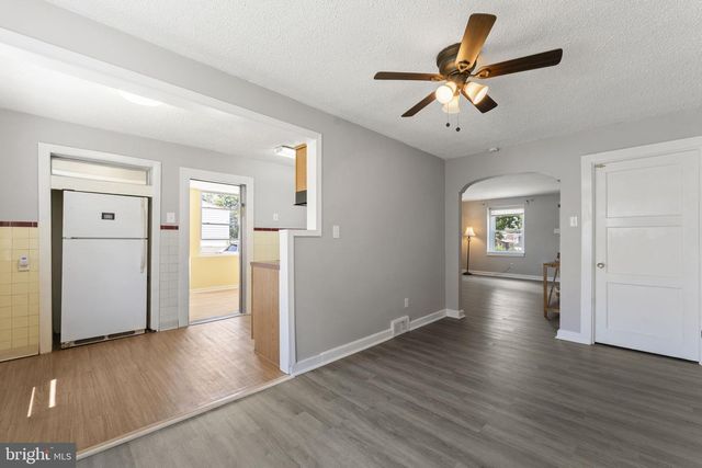 1038 LAWRENCE AVE, Darby, PA 19023