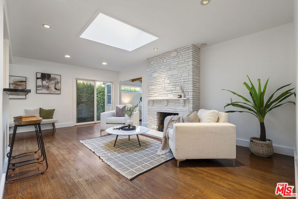 5410 Columbus Avenue, Van Nuys, CA 91411 — exterior