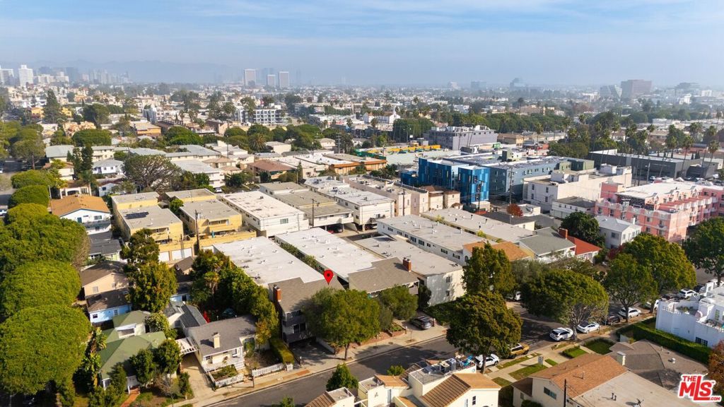 Image 29 of property listing at 1317 Stanford Street 5, Santa Monica, CA 90404