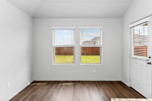 203 Helen RD, Hutto, TX 78634