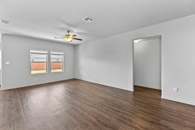 203 Helen RD, Hutto, TX 78634