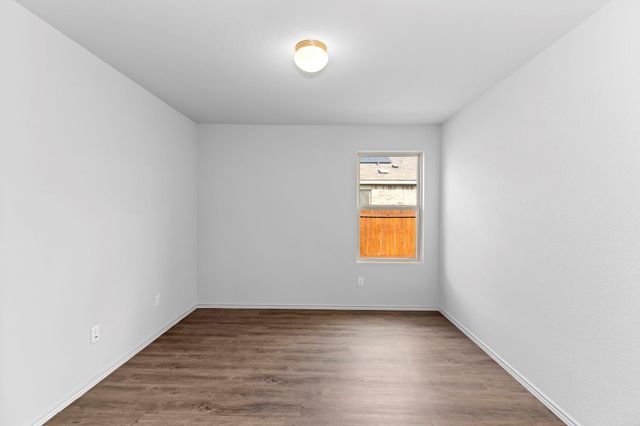 203 Helen RD, Hutto, TX 78634