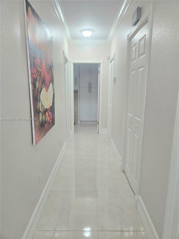 16422 NW 83rd Pl, Miami Lakes, FL 33016