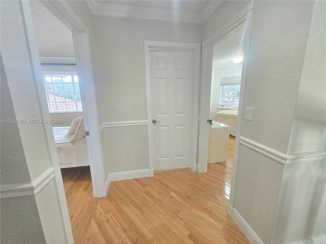 16422 NW 83rd Pl, Miami Lakes, FL 33016