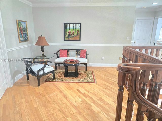 16422 NW 83rd Pl, Miami Lakes, FL 33016