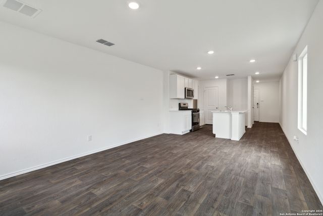 12506 Desert Fox, Converse, TX 78109