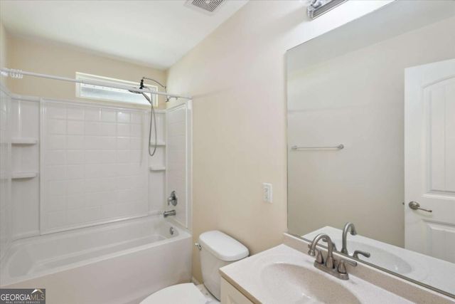 21 Millwood Lake Drive, Savannah, GA 31407