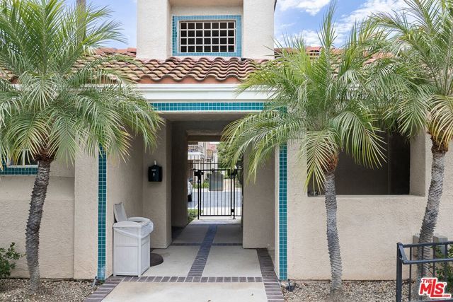 630 Kingswood Lane A, Simi Valley, CA 93065