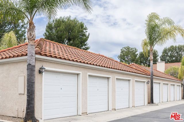 630 Kingswood Lane A, Simi Valley, CA 93065