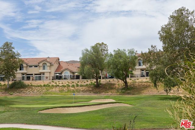 630 Kingswood Lane A, Simi Valley, CA 93065