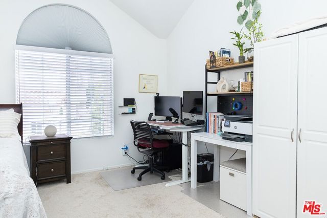 630 Kingswood Lane A, Simi Valley, CA 93065