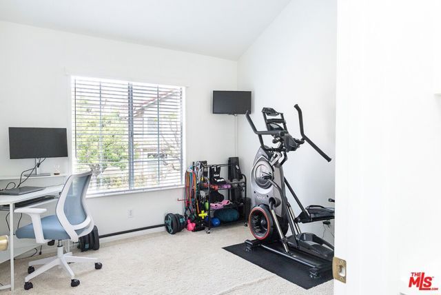 630 Kingswood Lane A, Simi Valley, CA 93065