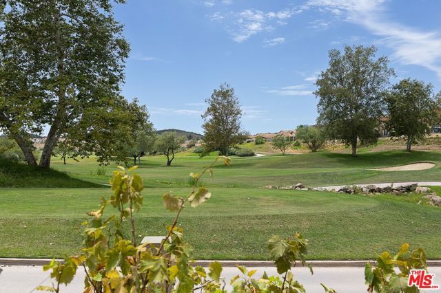 630 Kingswood Lane A, Simi Valley, CA 93065