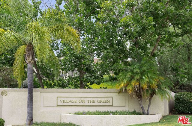 630 Kingswood Lane A, Simi Valley, CA 93065