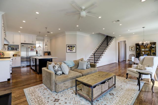 1632 Potomac Drive, Houston, TX 77057