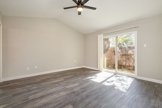 823 Versailles Street, Mesquite, TX 75149