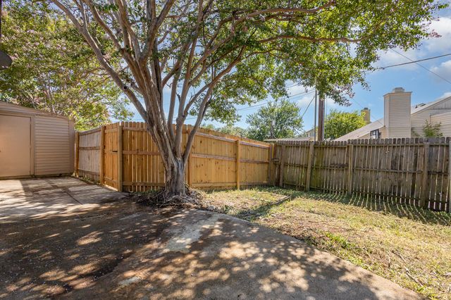 823 Versailles Street, Mesquite, TX 75149