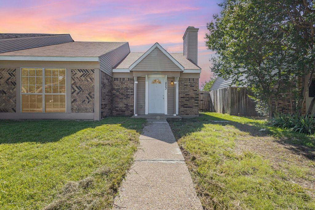 823 Versailles Street, Mesquite, TX 75149