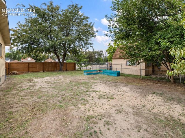 321 W Adams Avenue, Pueblo, CO 81004