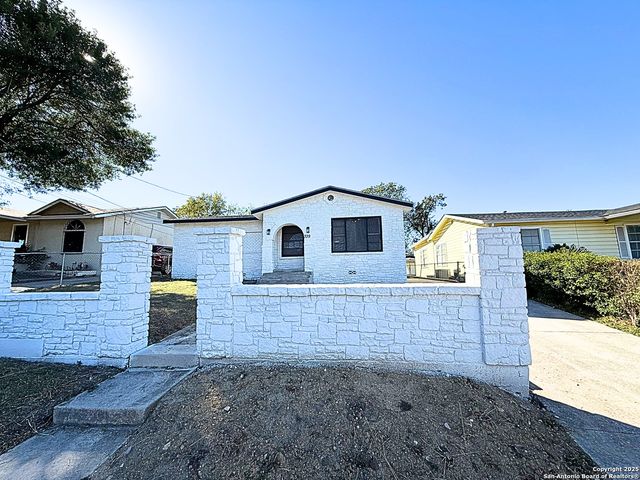 339 Allsup, San Antonio, TX 78237