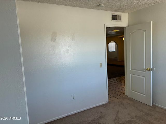5915 W TIERRA BUENA Lane, Glendale, AZ 85306