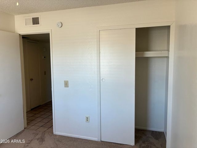 5915 W TIERRA BUENA Lane, Glendale, AZ 85306