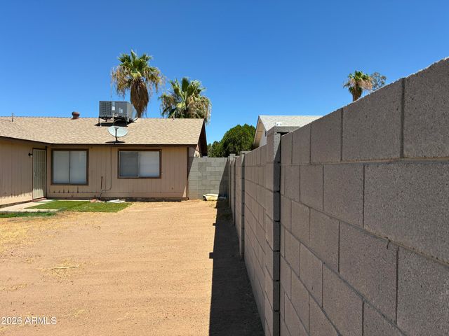 5915 W TIERRA BUENA Lane, Glendale, AZ 85306