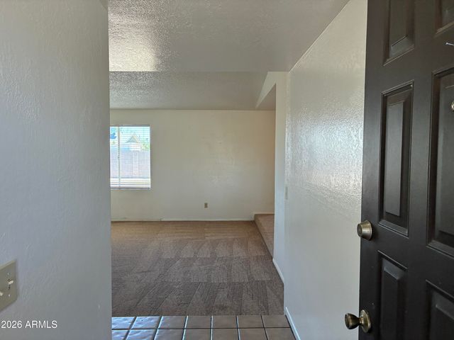 5915 W TIERRA BUENA Lane, Glendale, AZ 85306