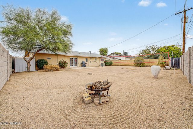 15 E ALAMEDA Drive, Tempe, AZ 85282