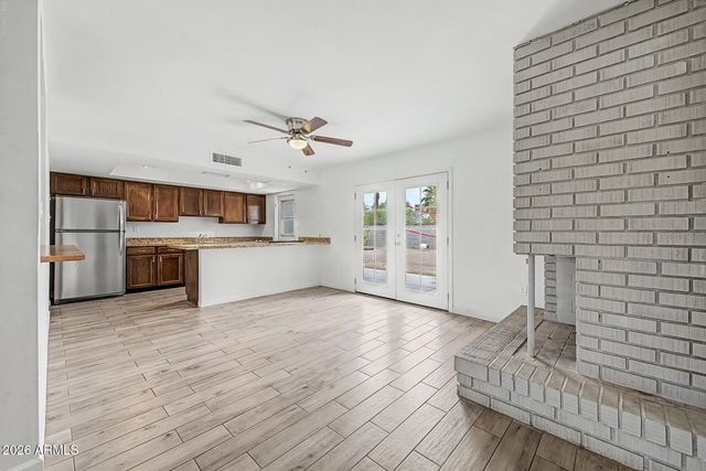 15 E ALAMEDA Drive, Tempe, AZ 85282