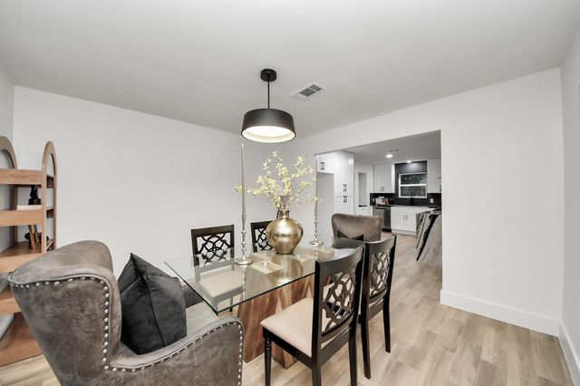 5108 Somerset Drive, Baytown, TX 77521