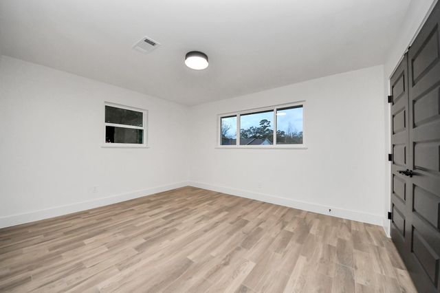 5108 Somerset Drive, Baytown, TX 77521