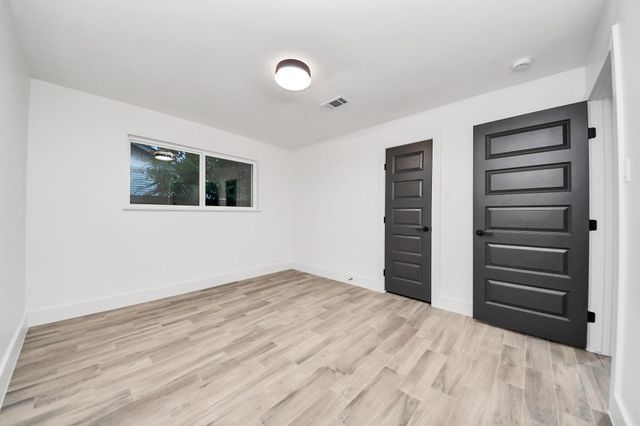 5108 Somerset Drive, Baytown, TX 77521