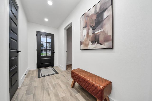 5108 Somerset Drive, Baytown, TX 77521