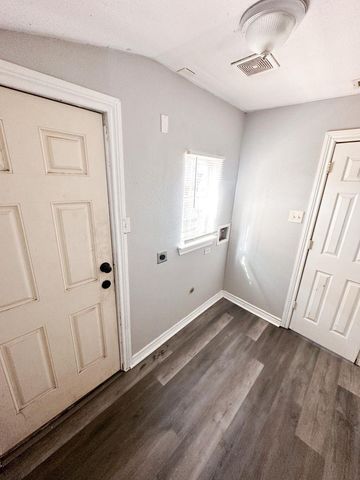 2522 Rosalie Street B, Houston, TX 77004