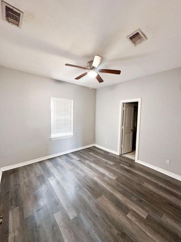 2522 Rosalie Street B, Houston, TX 77004