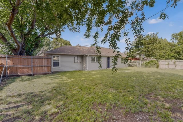 2508 Skylark Drive, Arlington, TX 76010