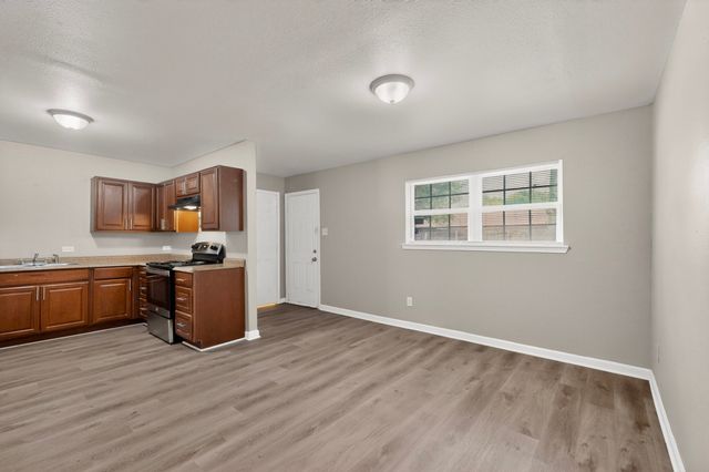 2508 Skylark Drive, Arlington, TX 76010