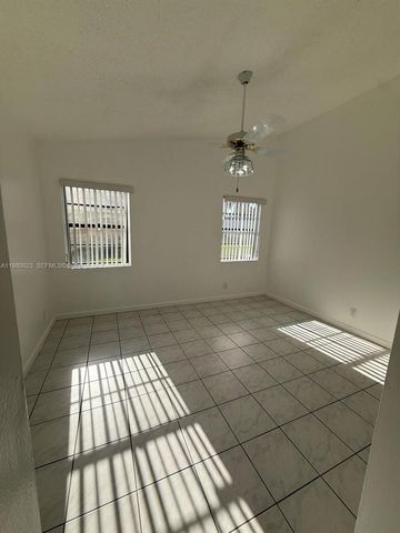 6561 NW 172nd Ln 0, Hialeah, FL 33015
