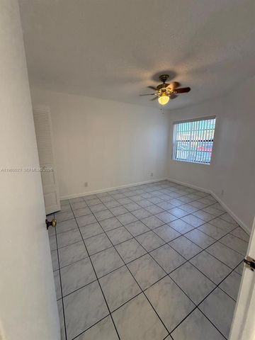 6561 NW 172nd Ln 0, Hialeah, FL 33015