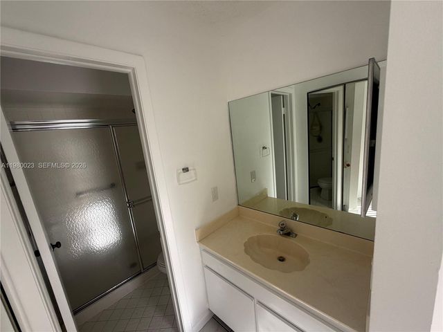 6561 NW 172nd Ln 0, Hialeah, FL 33015