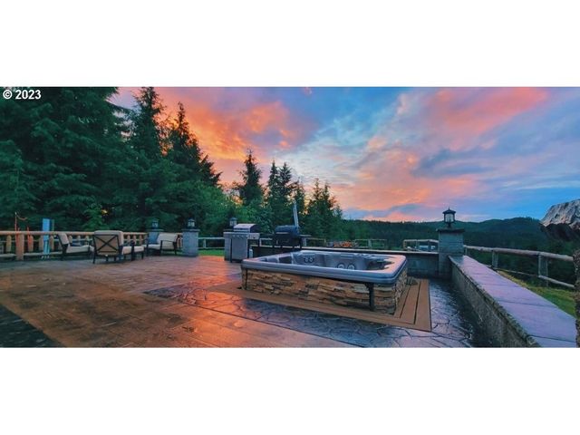 1578 SCHOLFIELD Rd, Reedsport, OR 97467