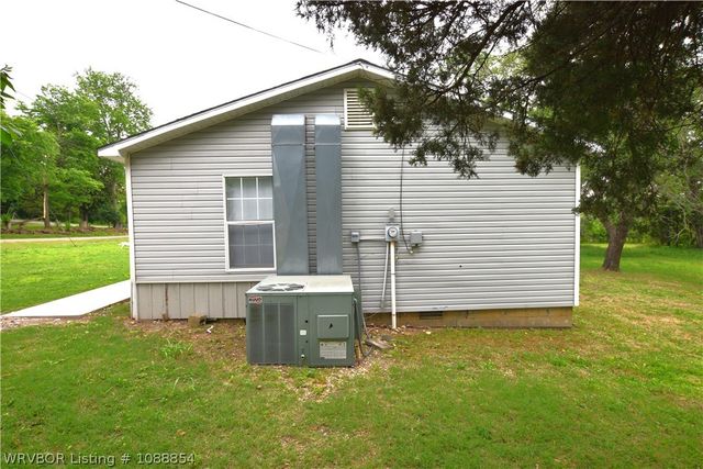 516 S Cherokee Street, Stilwell, OK 74960