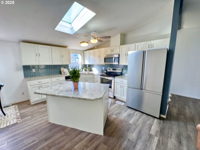 14217 Ne 10TH Ave, Vancouver, WA 98685