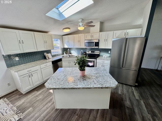 14217 Ne 10TH Ave, Vancouver, WA 98685