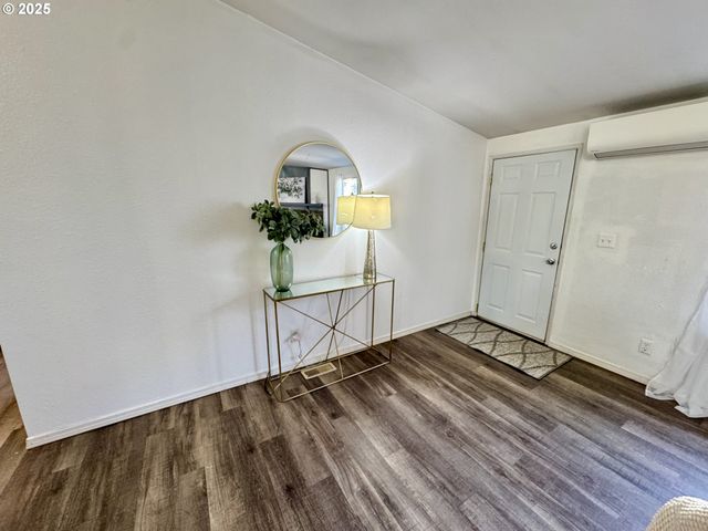 14217 Ne 10TH Ave, Vancouver, WA 98685