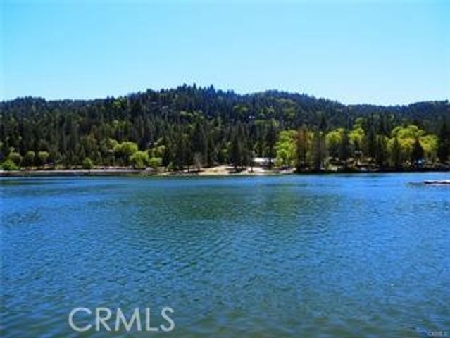 23795 Zuger, Crestline, CA 92325