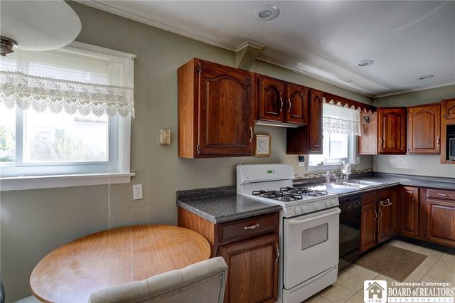 80 Stewart Avenue, Jamestown, NY 14701